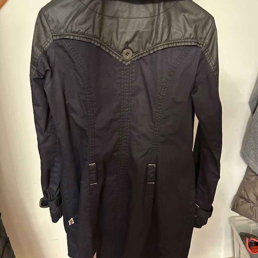 Trench Coat - Picture 4 of 8